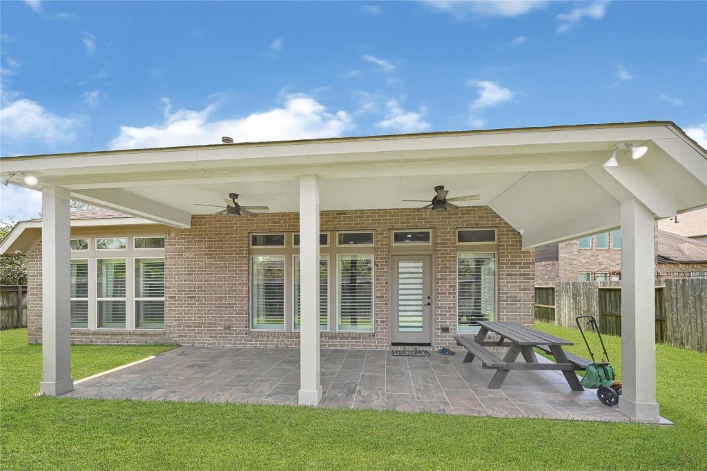 Photo of 10111 Gentle River Way, Missouri City, TX 77459 (MLS # 95859727)