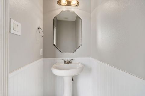 Tiny photo for 8611 Bloomfield, Missouri City, TX 77459 (MLS # 80909344)