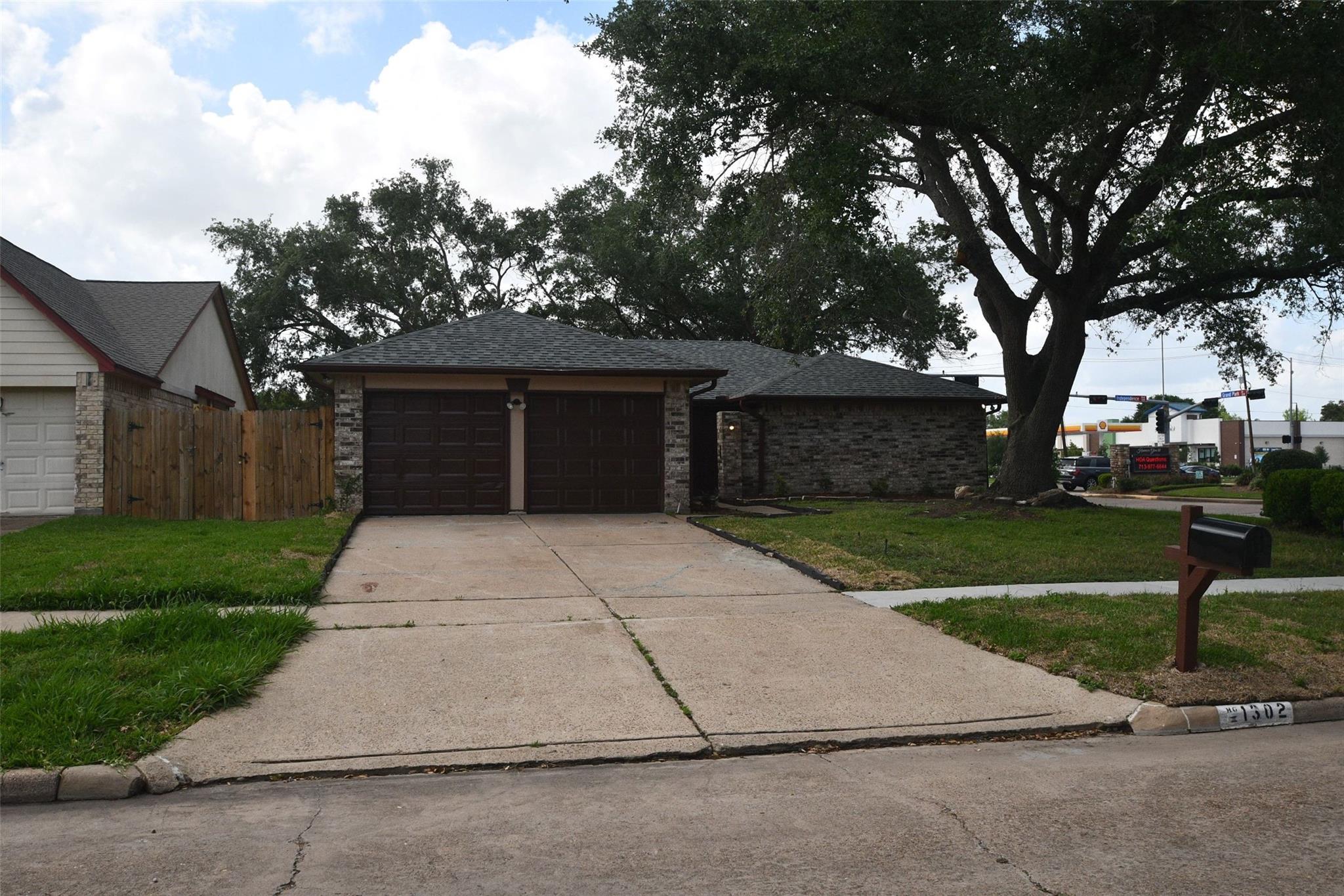 1302 Gentle Bend Drive