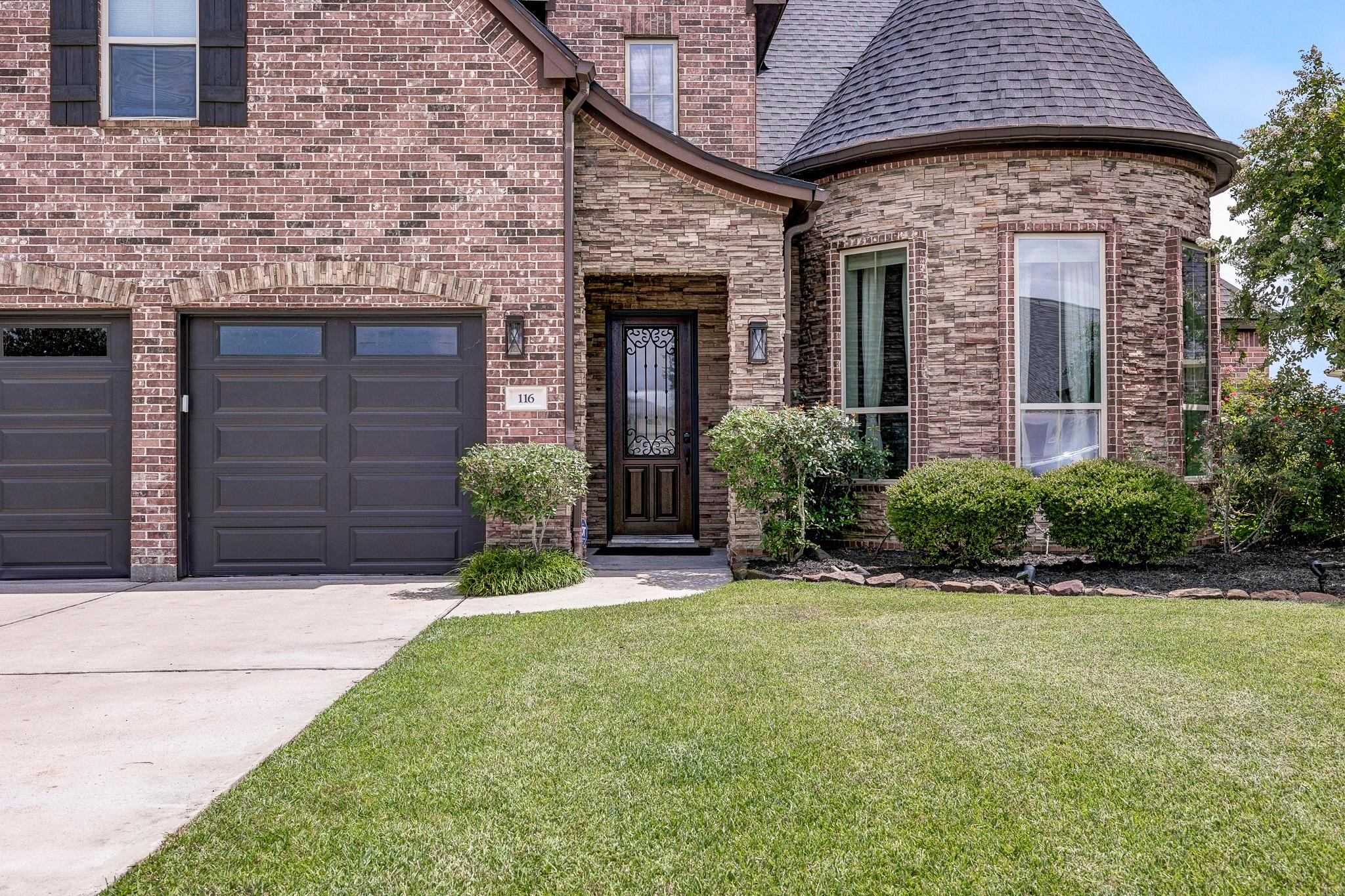 116 Waterstone Drive