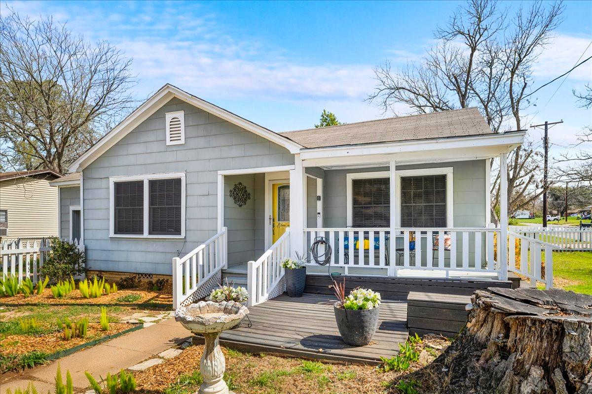 1107 Washington Street