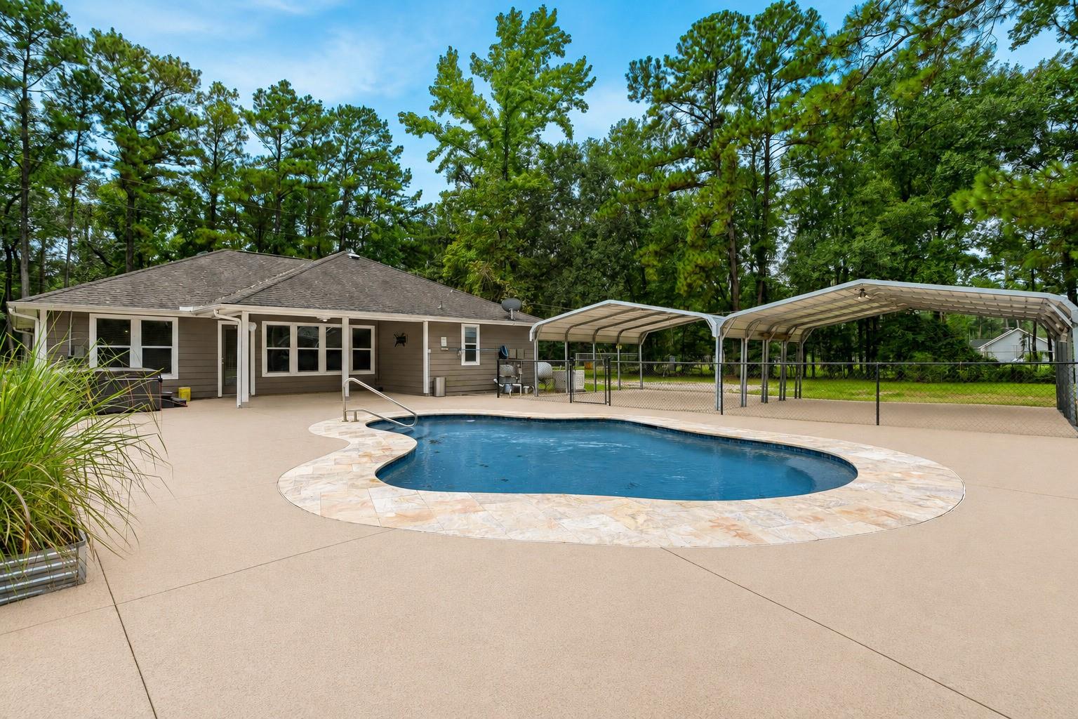 336 Wild Oak Drive