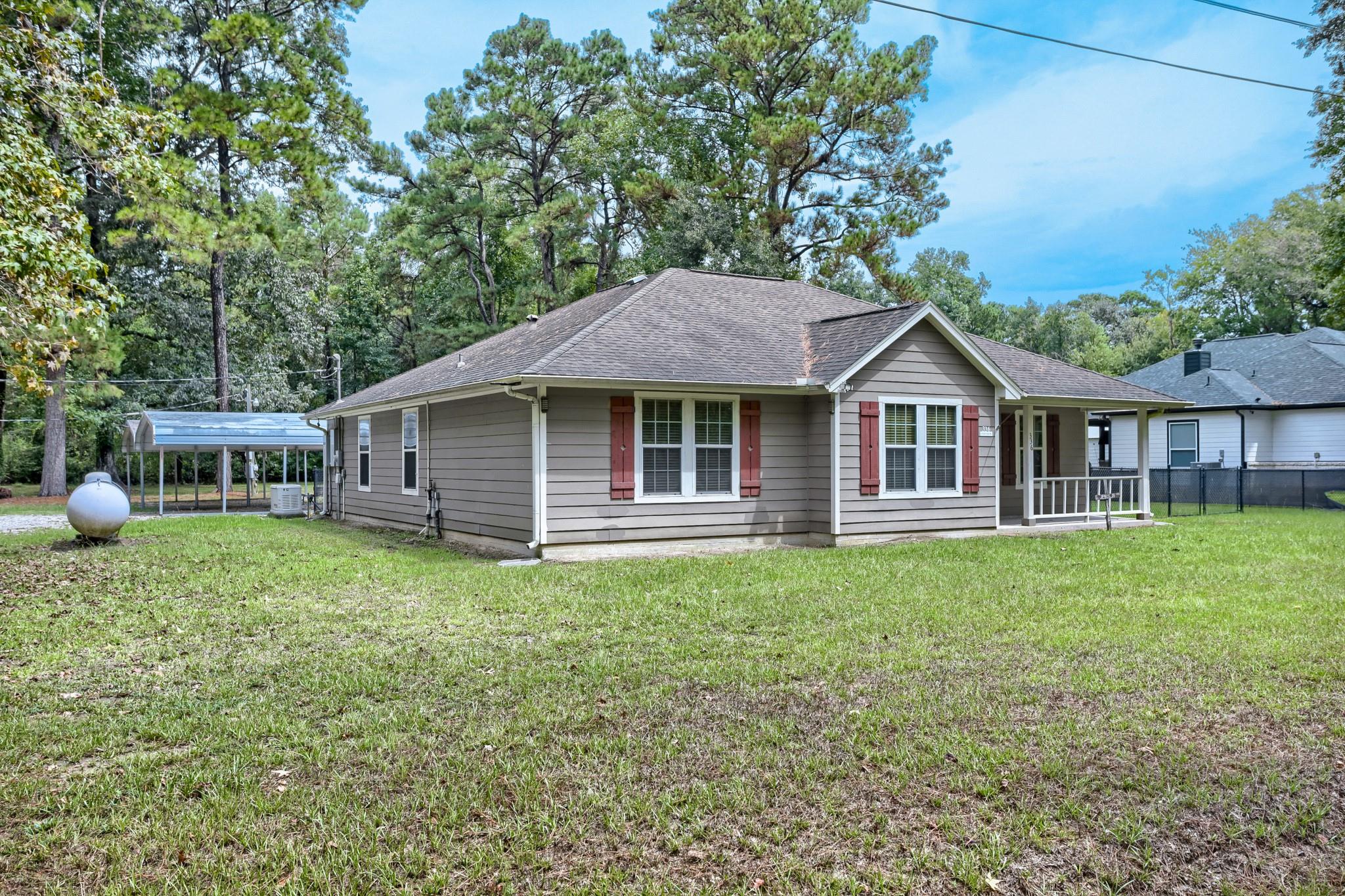 336 Wild Oak Drive