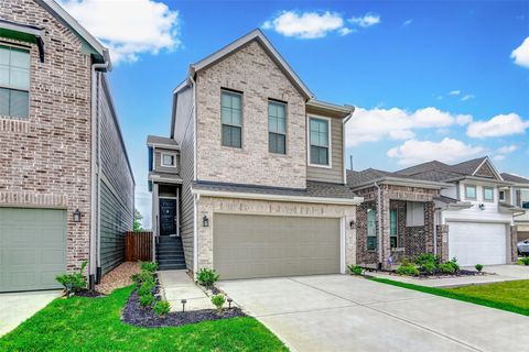Photo of 7826 Starfish Arbor Drive, Cypress, TX 77433 (MLS # 21849380)