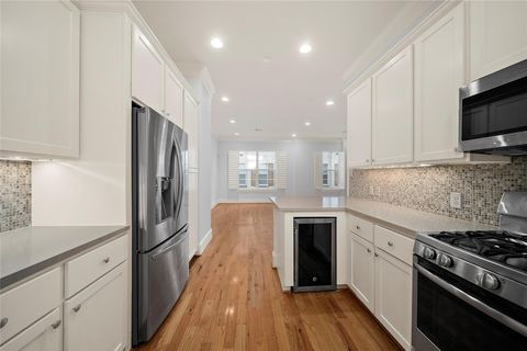 Tiny photo for 4031 Bellefontaine Street #117, Houston, TX 77025 (MLS # 38189206)