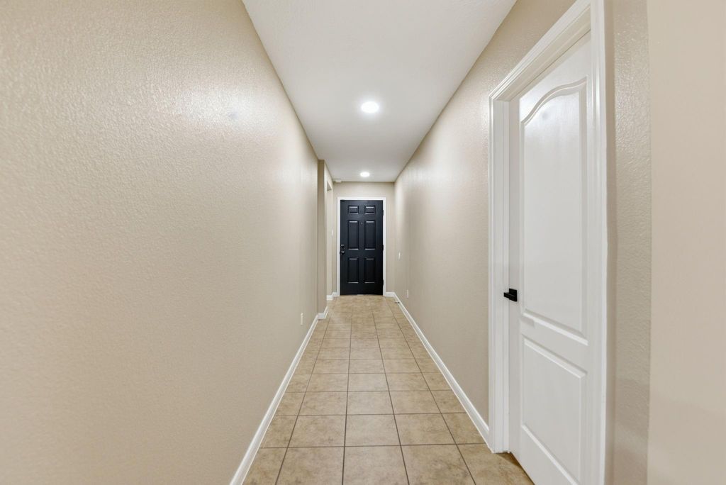 Photo of 10515 Kentington Oak Drive, Humble, TX 77396 (MLS # 6332085)