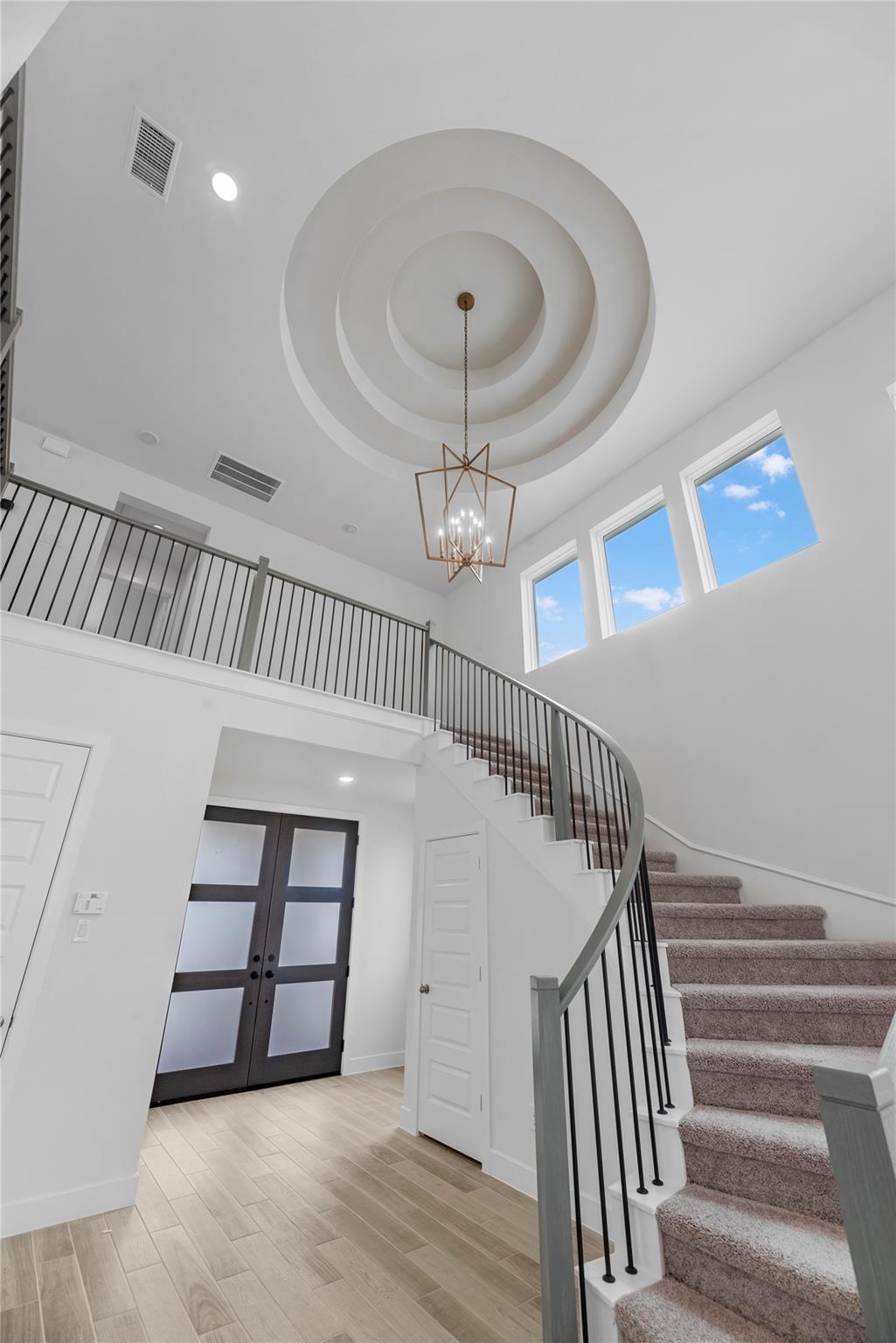 111 Candlelight Ridge Court