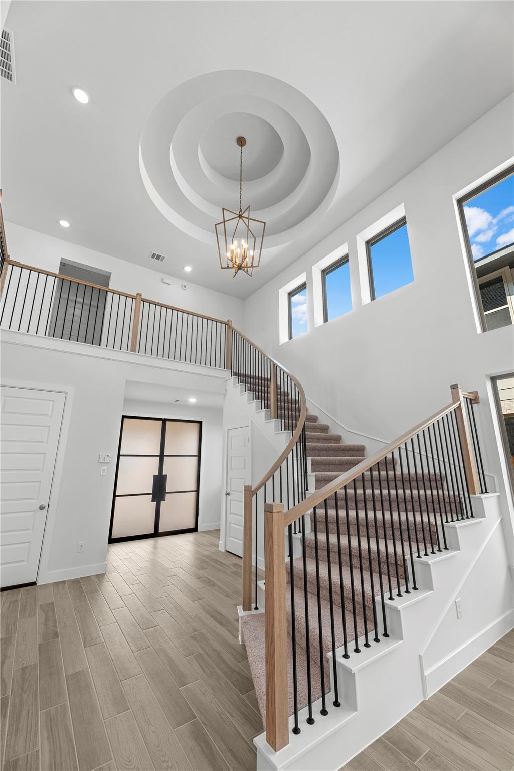 111 Candlelight Ridge Court