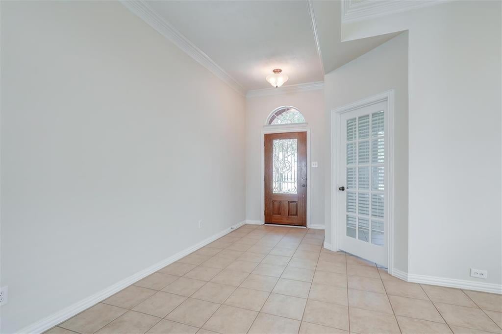 2523 Firecrest Drive