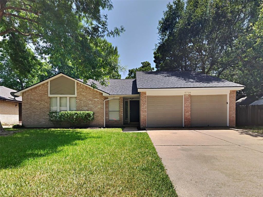 Photo of 5710 Flax Bourton Street, Humble, TX 77346 (MLS # 84128613)