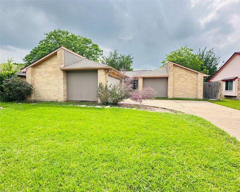 Photo of 2115 Barrington Place Drive, Sugar Land, TX 77478 (MLS # 94005987)