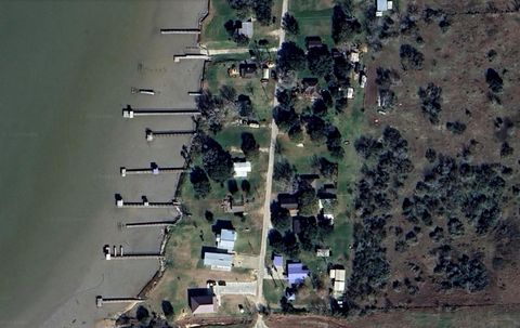 Photo of 62 Trout Street, Palacios, TX 77465 (MLS # 65819638)