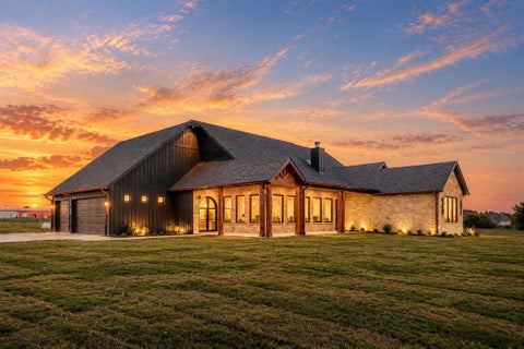 Photo of 7001 Old Mcgregor-Crawford Road, Crawford, TX 76638 (MLS # 81523428)