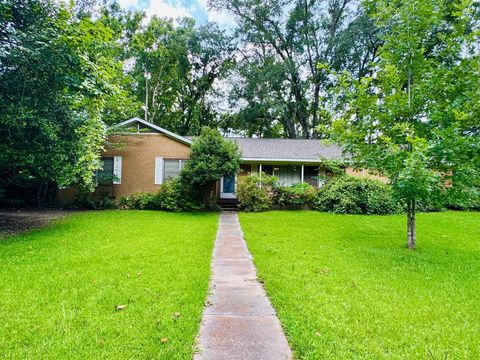 Photo of 109 S Broadway, Kennard, TX 75847 (MLS # 15221211)