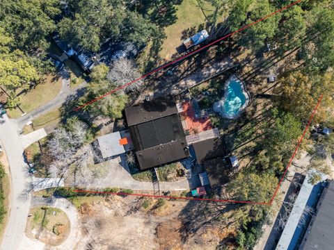 Photo of 801 Holly Ridge Drive, Houston, TX 77024 (MLS # 21487229)