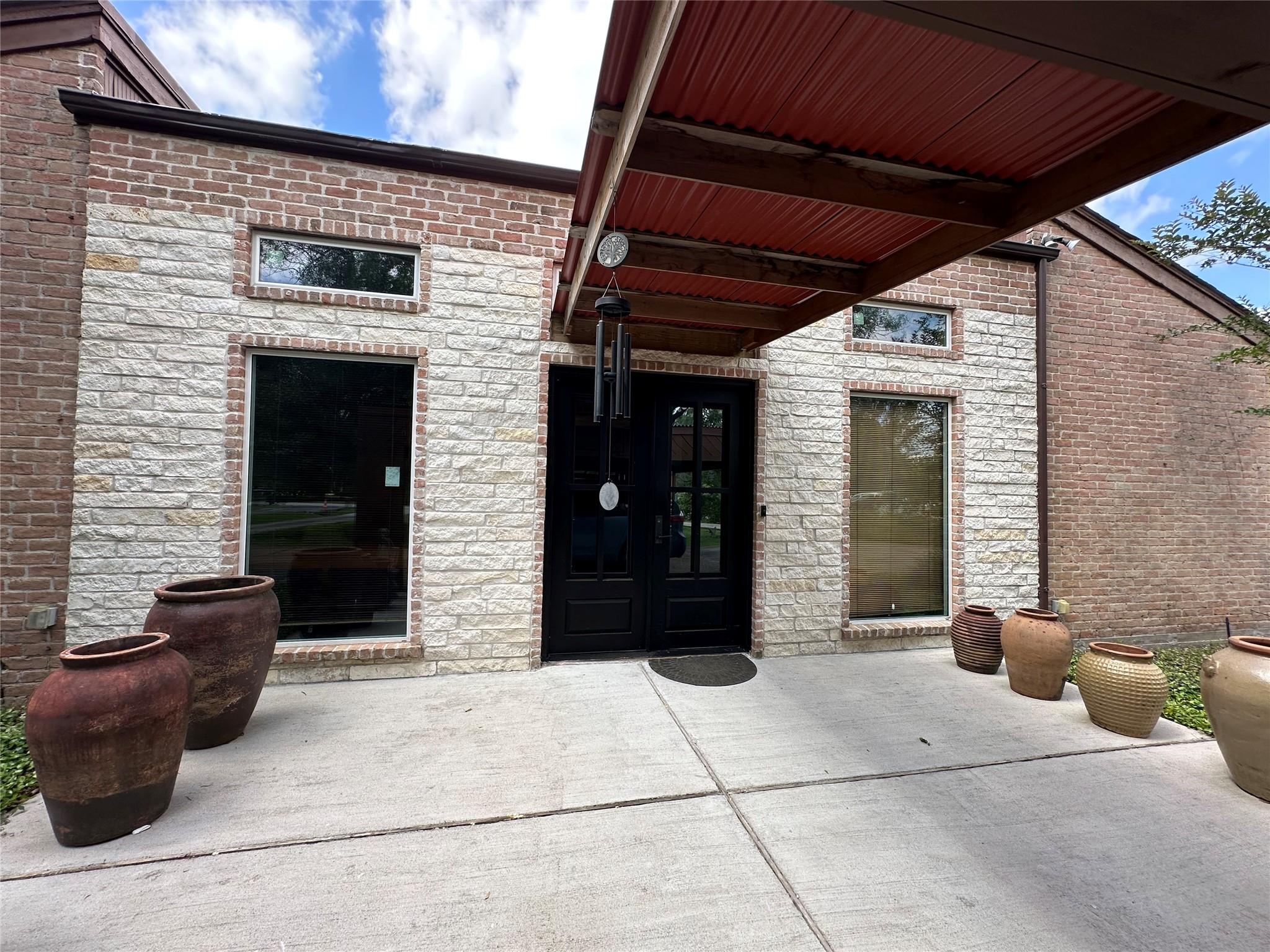 801 Holly Ridge Drive