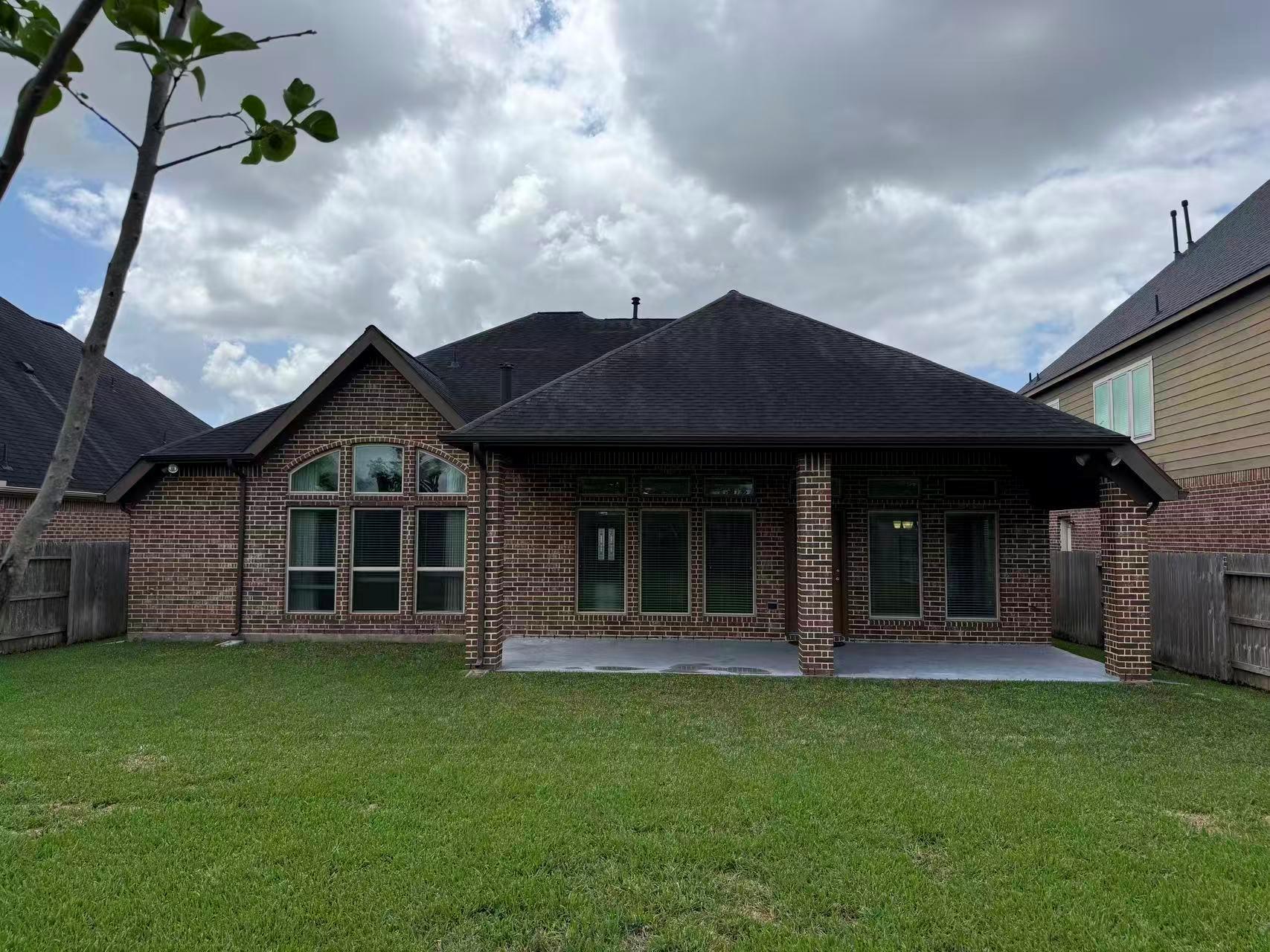 3230 Shadow View Lane