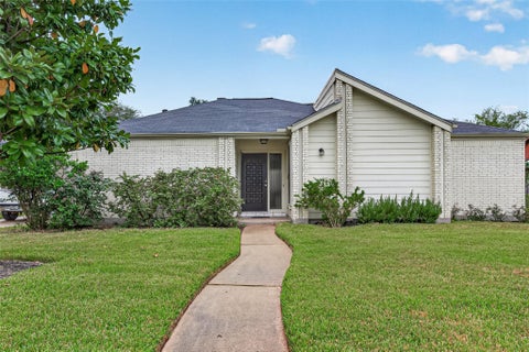 Photo of 5518 Council Grove Lane, Houston, TX 77088 (MLS # 5150733)