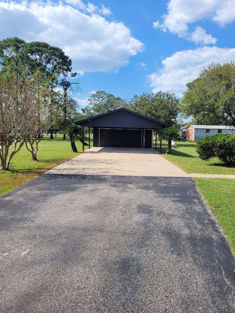 3744 County Road 949 B