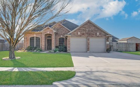 9519 White Landing Mont Belvieu TX 77523