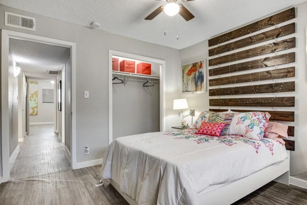 2101 Burton Drive 0207