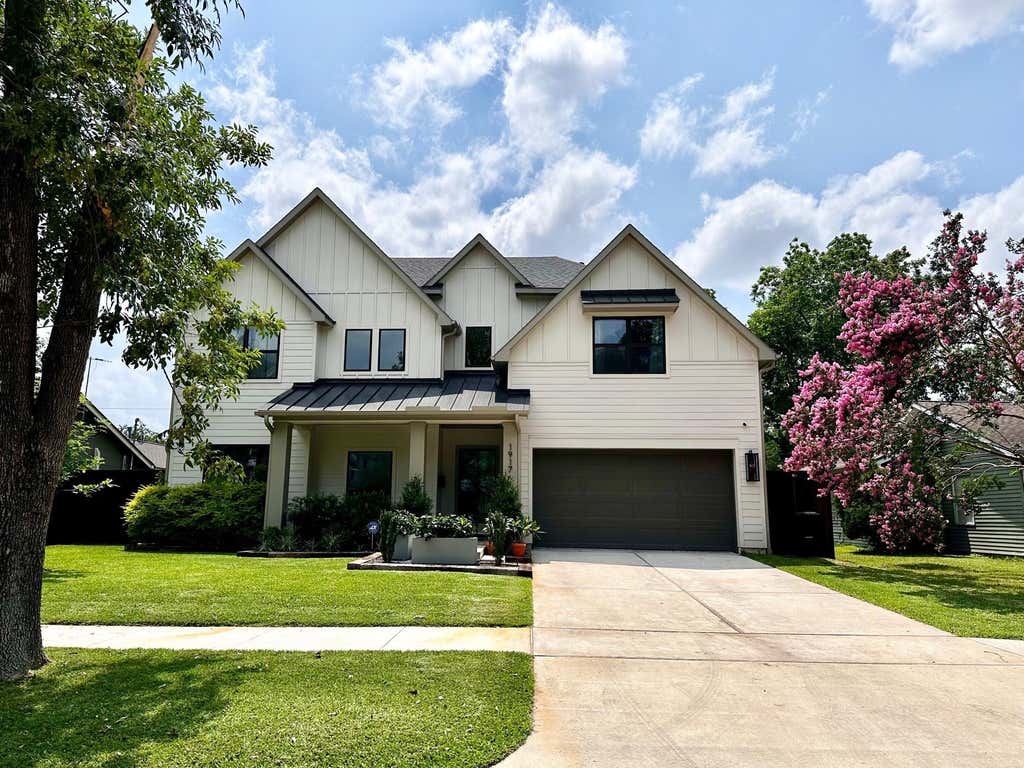 Photo of 1917 Ridgemore Drive, Houston, TX 77055 (MLS # 60451806)