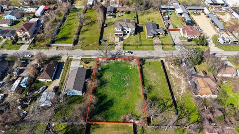 775 Rittenhouse Street Houston TX 77076