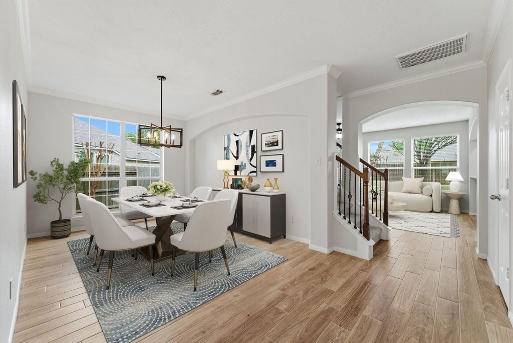 Photo of 13522 Summer Villa Lane, Houston, TX 77044 (MLS # 29037210)