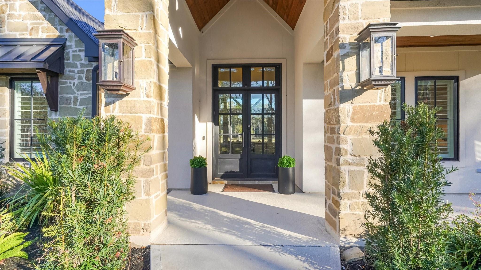 10102 Woodlane Boulevard