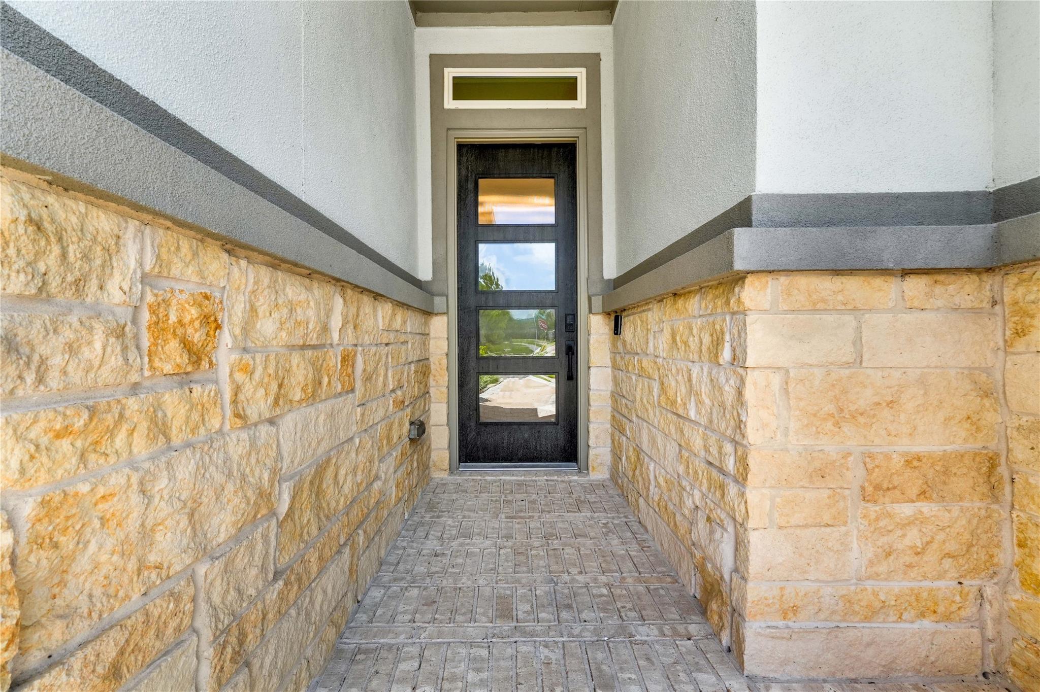 15431 Hill Country Oaks Lane