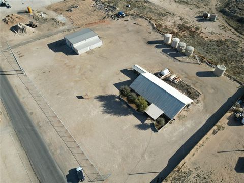 Homes For Sale - 600 NE Avenue Ave<br/> Winkler County, Kermit, TX 79745