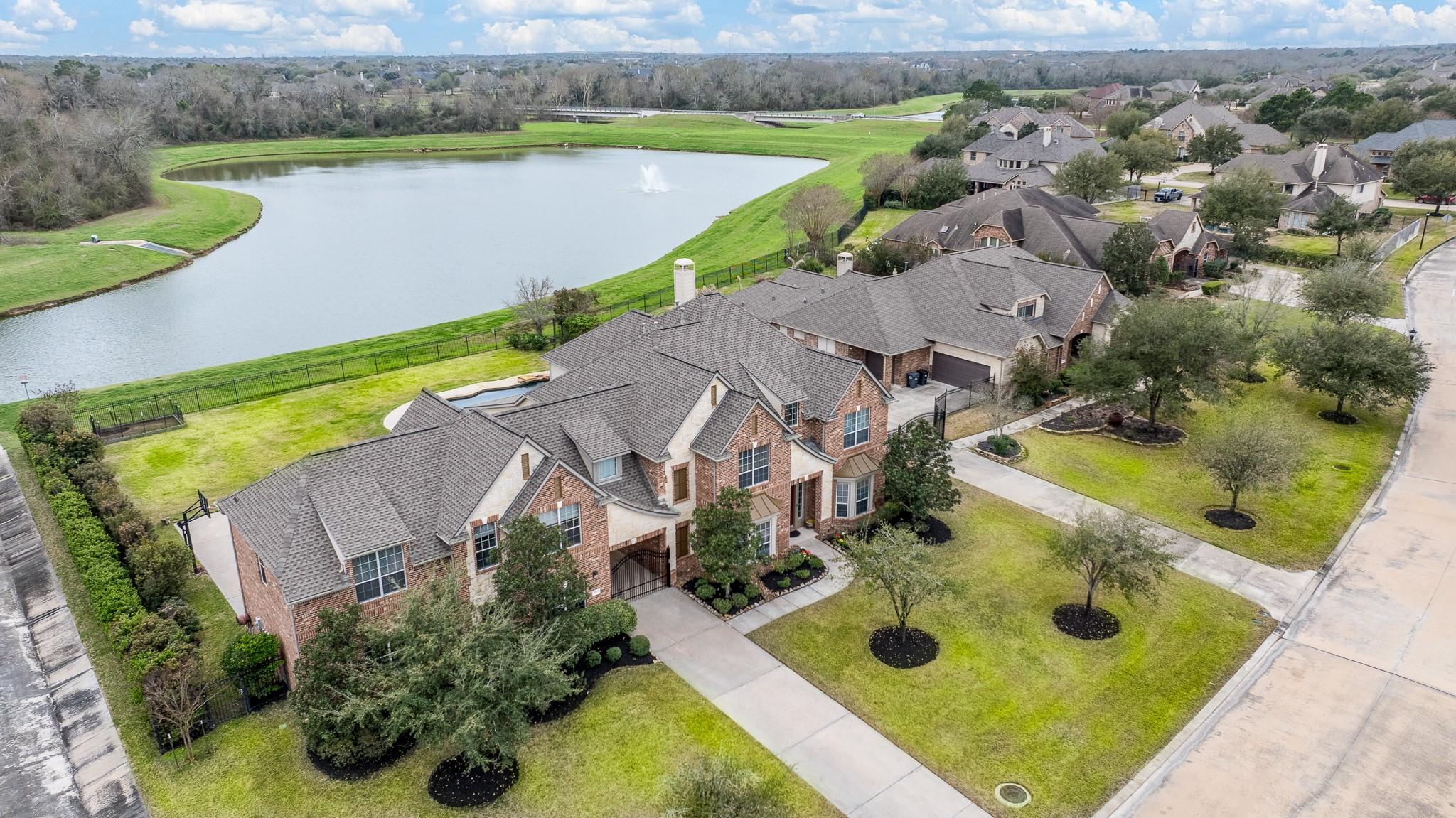 20803 Fairhaven Crossing Drive