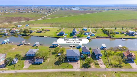 Photo of 2071 County Road 291, Bay City, TX 77414 (MLS # 81437247)