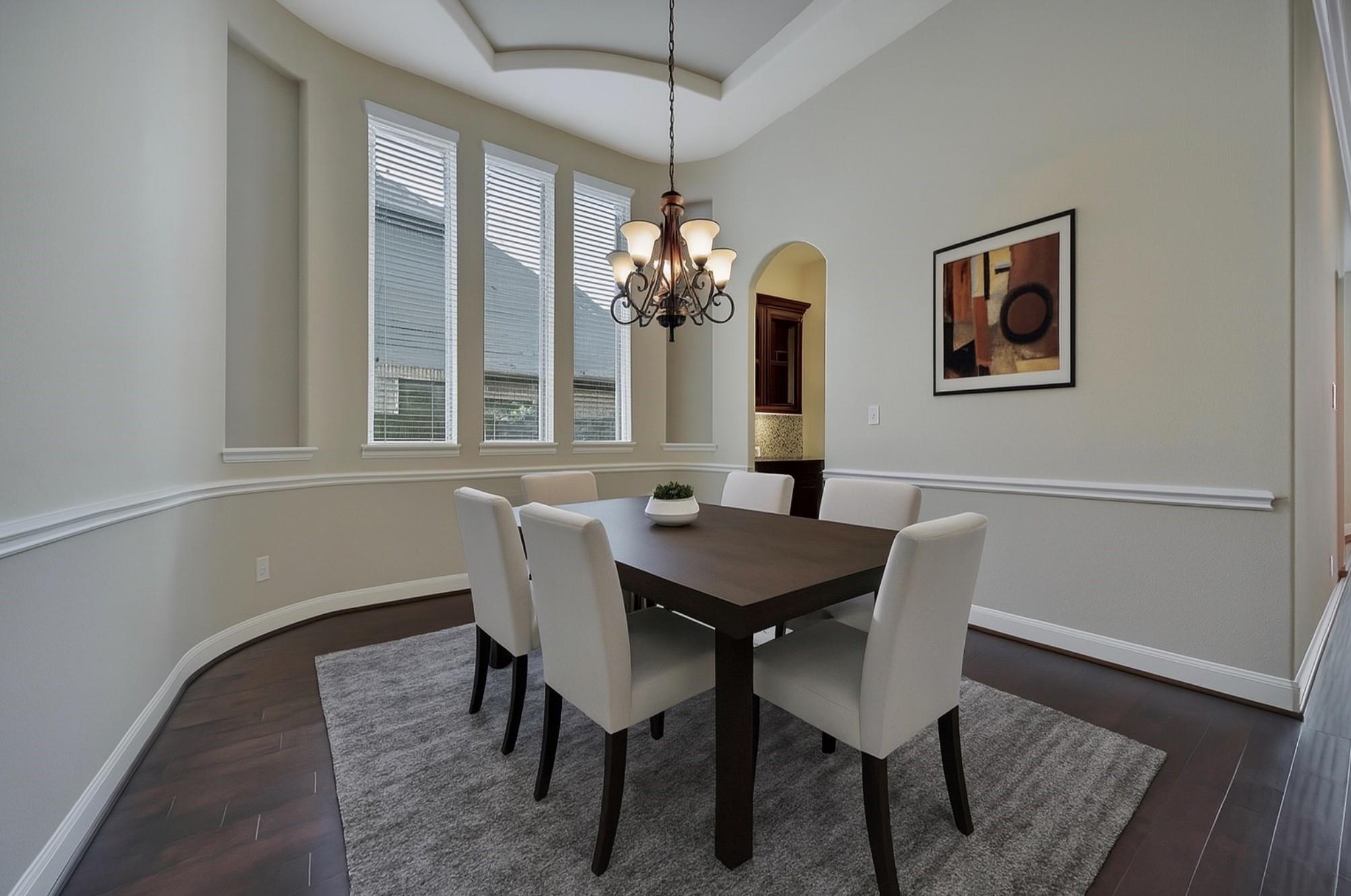 2718 Carriage Hollow Lane