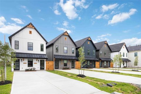 Photo of 8017 Cora Street St #B, Houston, TX 77088 (MLS # 50436788)