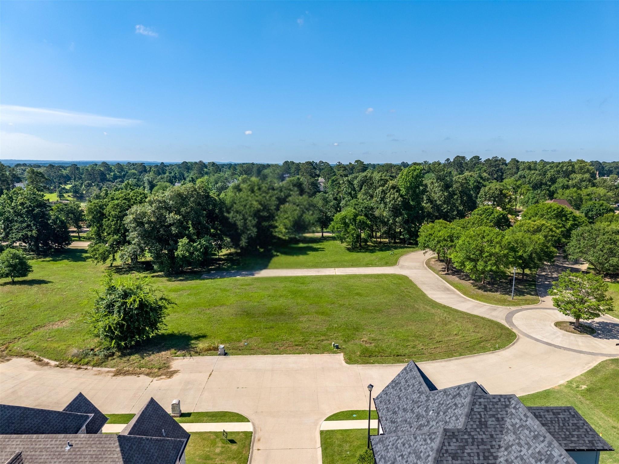 105 Winding Oaks Drive