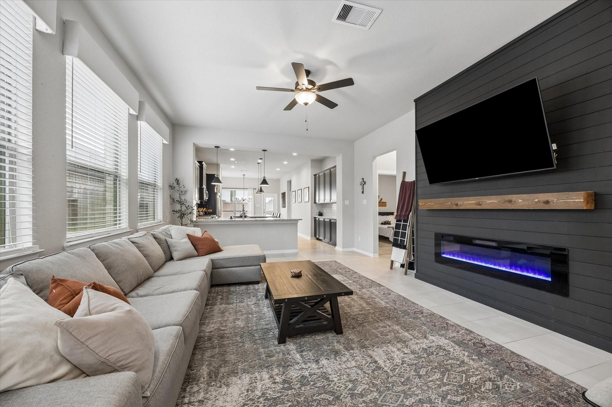 17238 Broadleaf Oak Drive