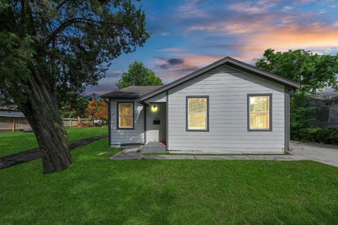 Tiny photo for 7004 Conley Street, Houston, TX 77021 (MLS # 46399432)