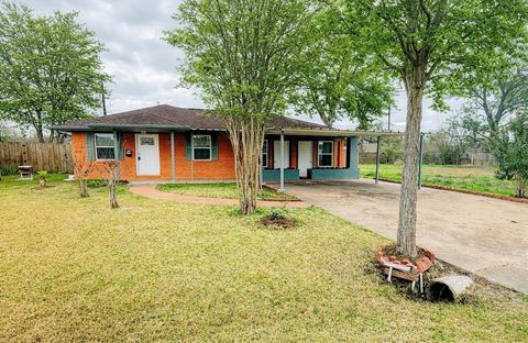 Photo of 2330 Hillshire Drive, Deer Park, TX 77536 (MLS # 20591863)