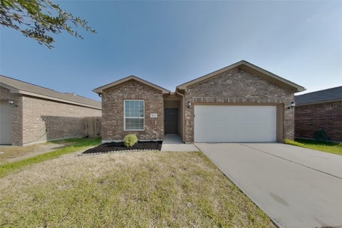 Photo of 10823 Spring Brook Pass Drive, Humble, TX 77396 (MLS # 24357463)