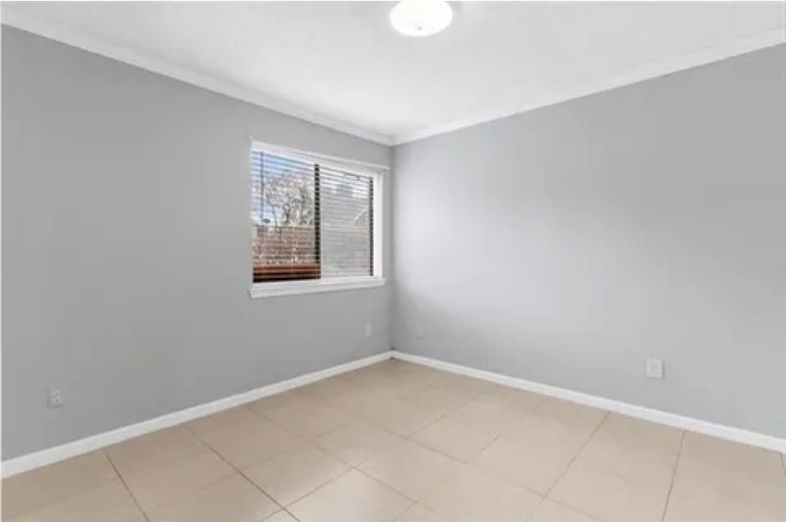 9839 Walnut Street 201