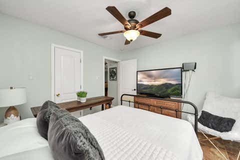 Tiny photo for 702 Ruth Street, Baytown, TX 77520 (MLS # 97329541)