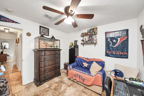 Tiny photo for 702 Ruth Street, Baytown, TX 77520 (MLS # 97329541)