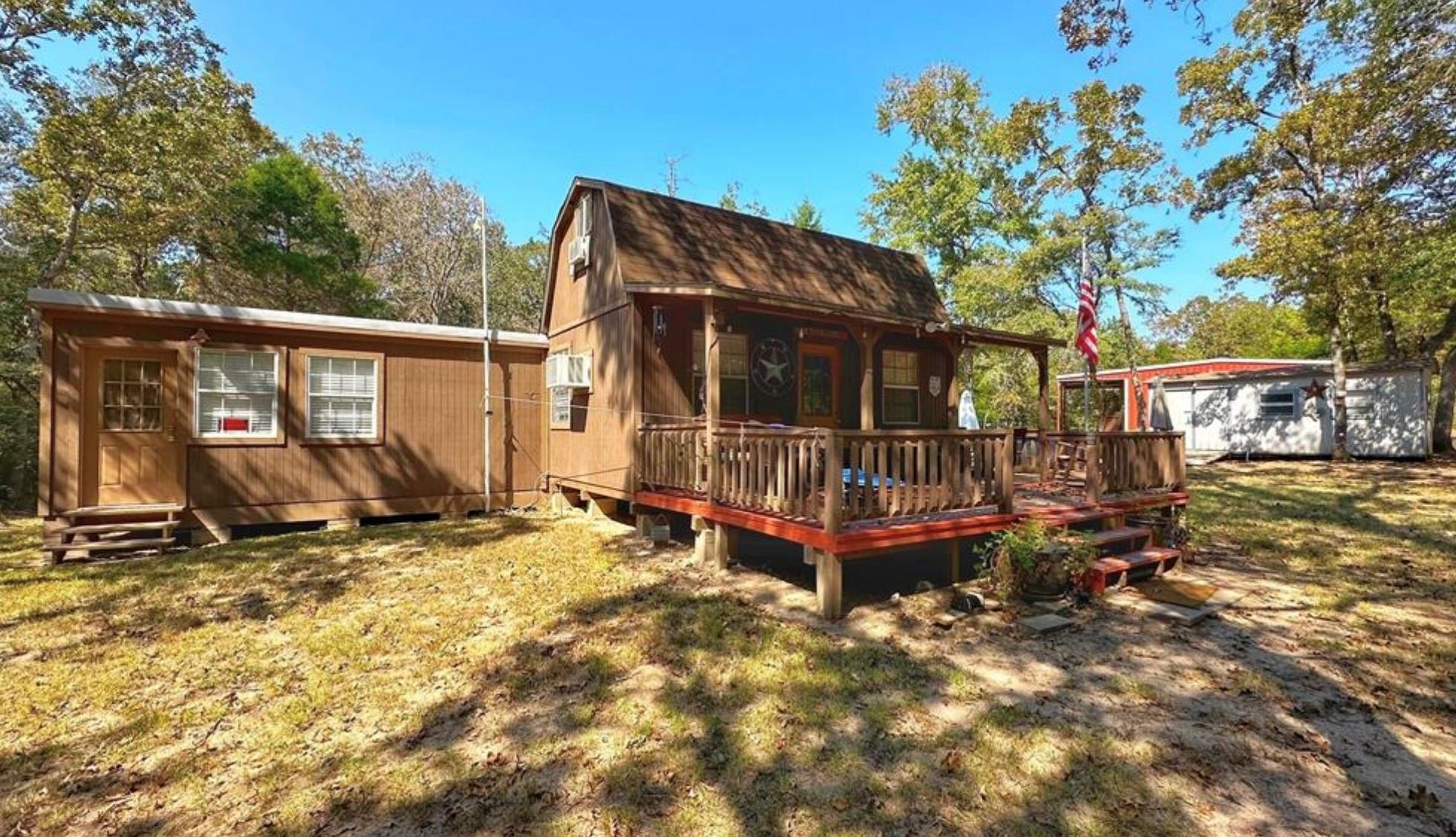 8120 County Road 2761