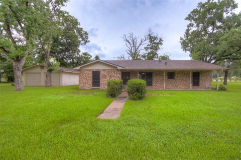 Homes For Sale - 493 Lawrence Road<br/> Trinity County, Trinity, TX 75862