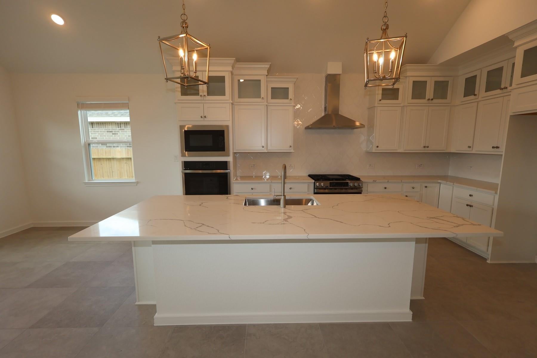 2818 Dark Lantern Drive