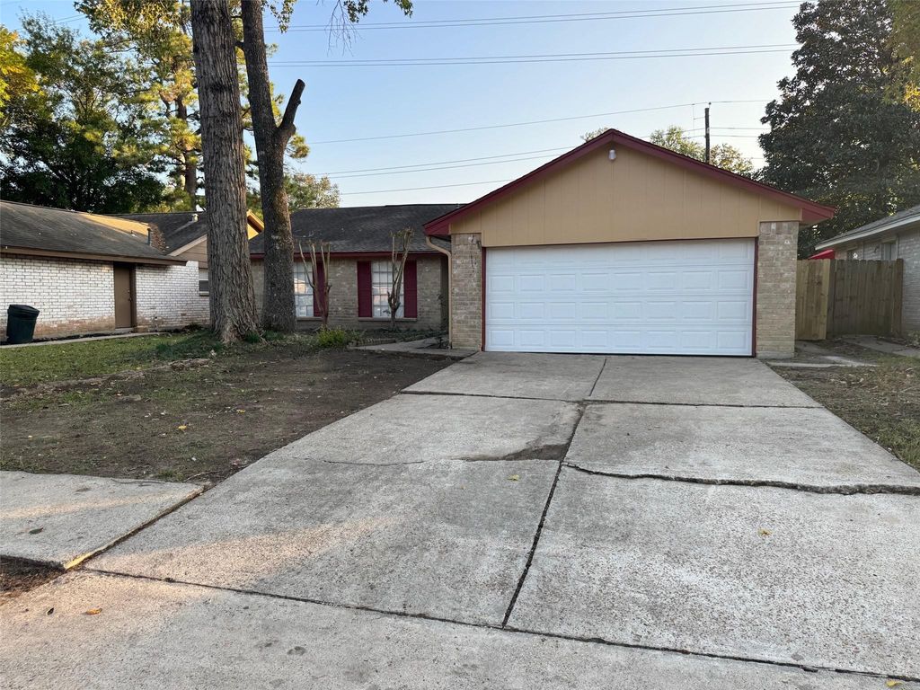 Photo of 5222 Moonshadows Drive, Humble, TX 77346 (MLS # 94324677)