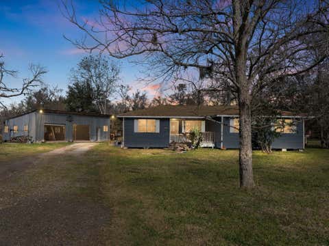 Photo of 5519 Kincer Road, Damon, TX 77430 (MLS # 82620240)