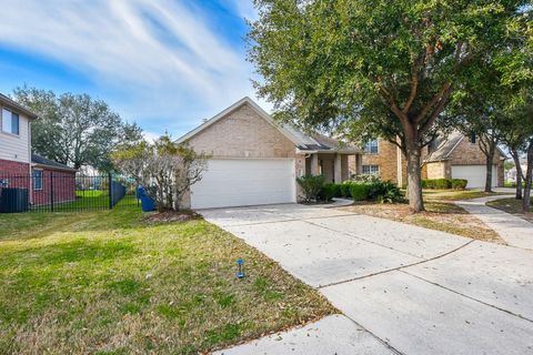 Photo of 9511 Lakeway View Lane Ln, Humble, TX 77396 (MLS # 4362829)