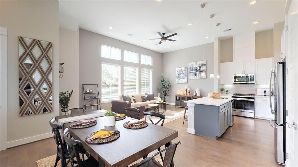 Photo of 7703 Kivu Lane, Houston, TX 77055 (MLS # 98382839)